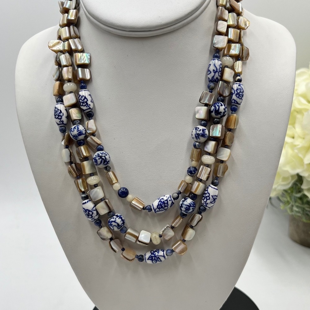 Twisted Multi-strand‎ White Blue Ceramic beads mother-of-pearl Necklace